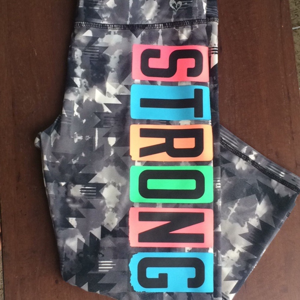 Justice girls capris “STRONG” size 12